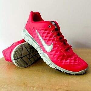 NIKE Training Free TR LUXE Women's Running Shoes Size 8 US Ultra Pink/Silver
